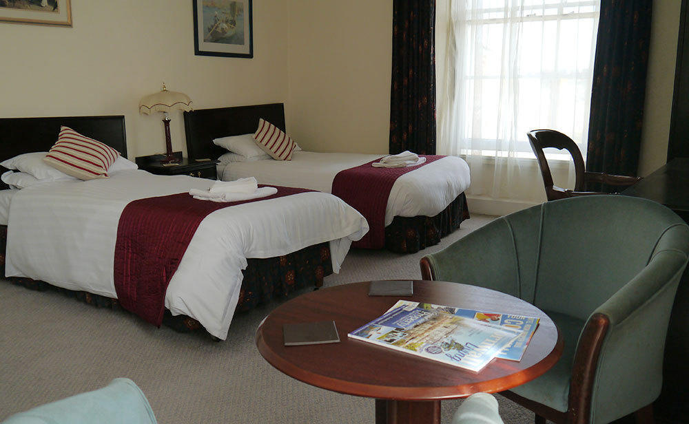 The White Hart Hotel Hayle Extérieur photo