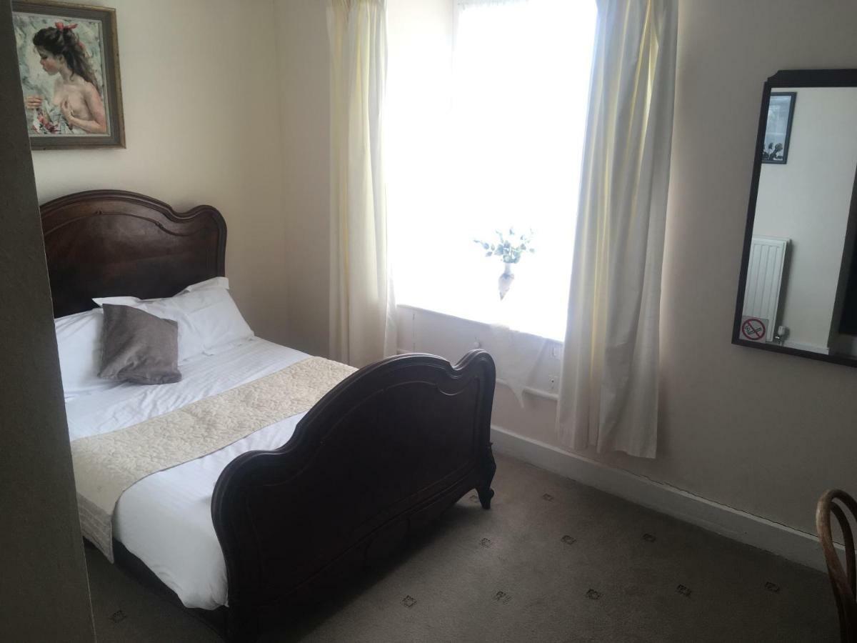 The White Hart Hotel Hayle Extérieur photo